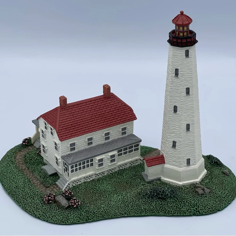 Sandy Hook Lighthouse.-‎ Danbury Mint Historic American Lighthouse Figure 1993